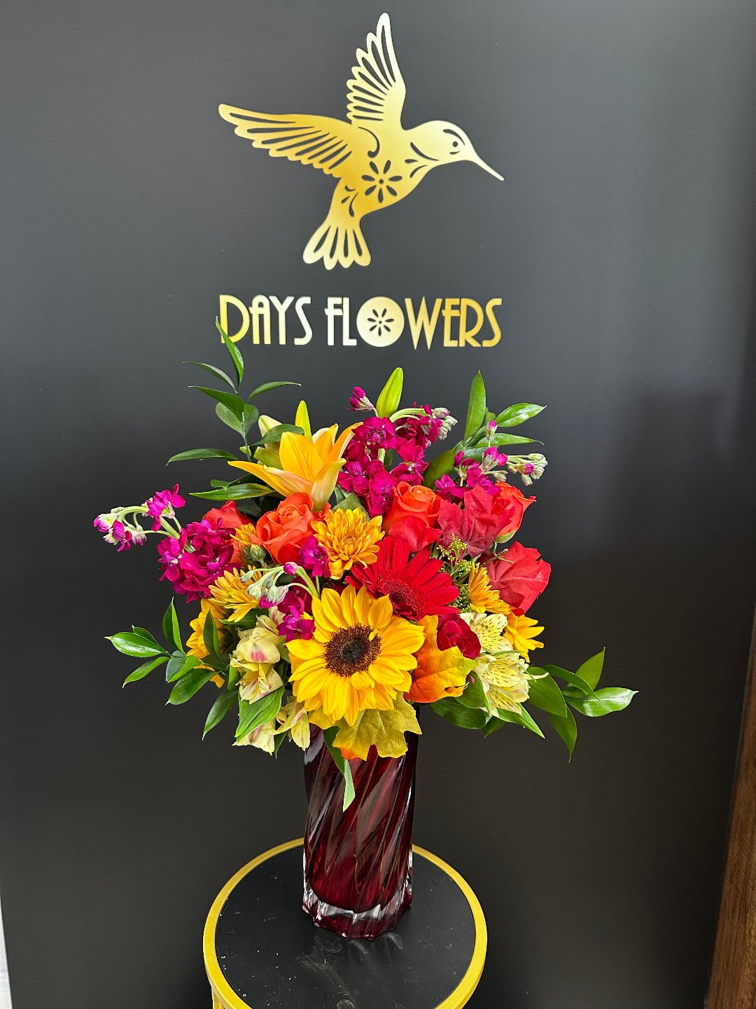 cheerful-birthday-flower-gift-yellow-lilies-red-roses-florida