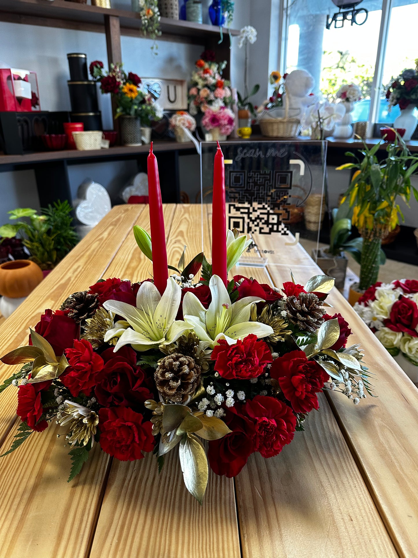 Festive Christmas Centerpiece