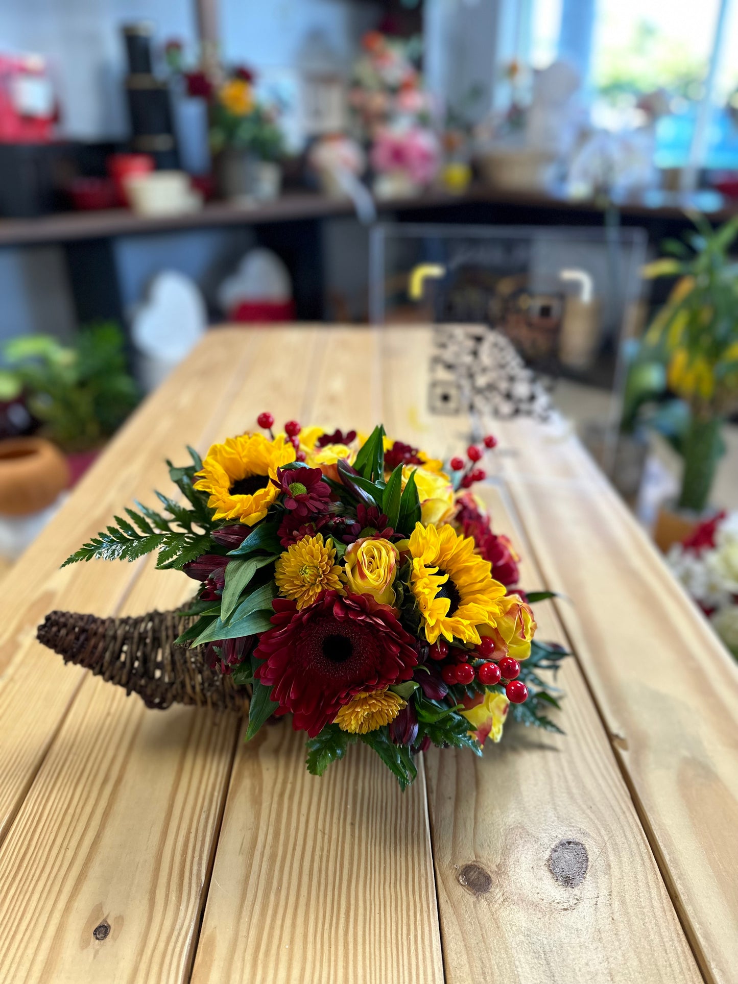 Golden autumn centerpiece