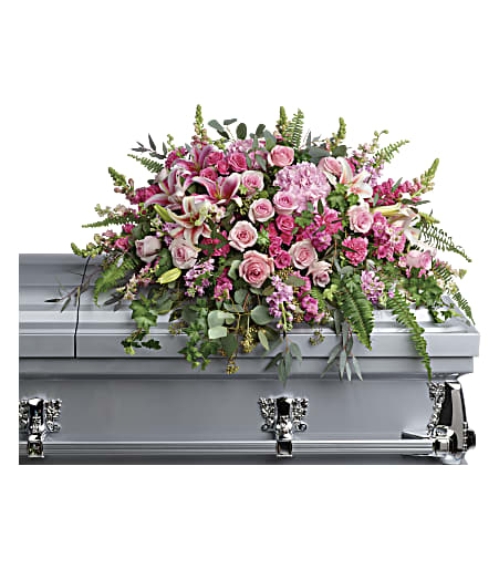 beautiful-memories-casket-spray